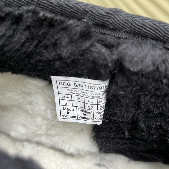 Womens UGG platform boots - Picture 6 of 6